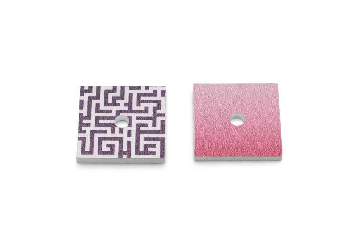 Amulet Vierkant 18 mm paars patroon | roze VD